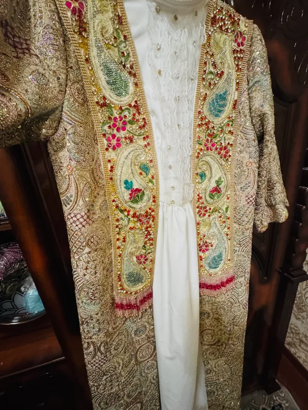 Abaya 1