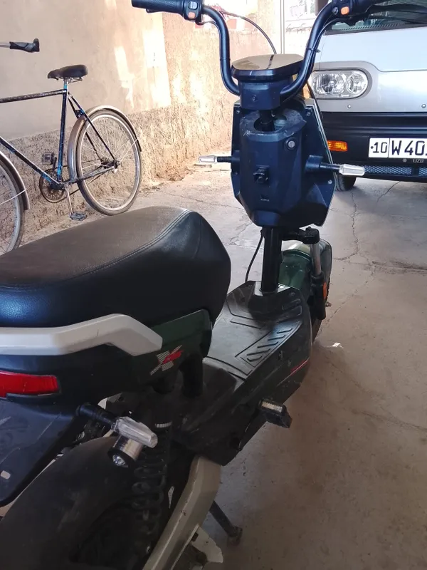 holati yaxshi hamma narsasi ishlab turibdi arzon 4