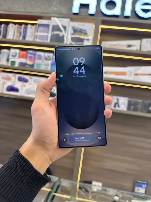 Samsung Galaxy S25 Ultra 2