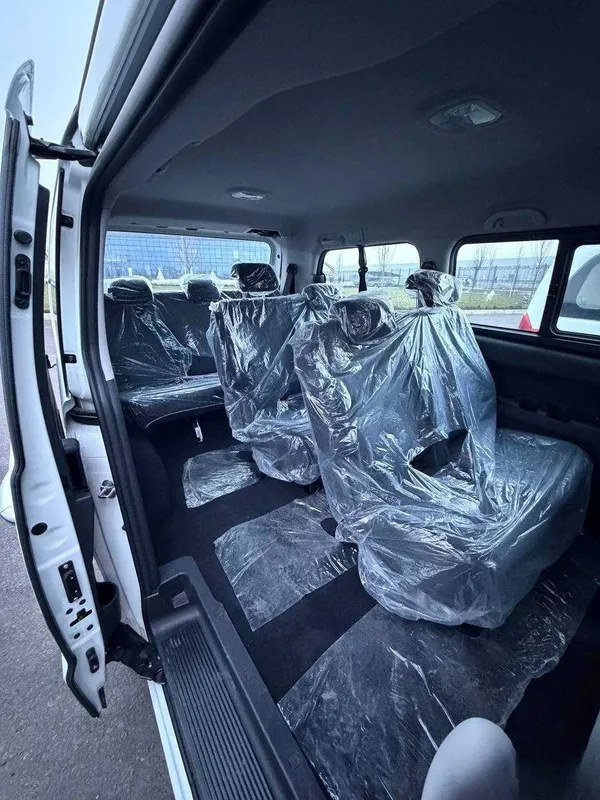Jac M4 люкс минивен 9 Jac M4 люкс минивен 9