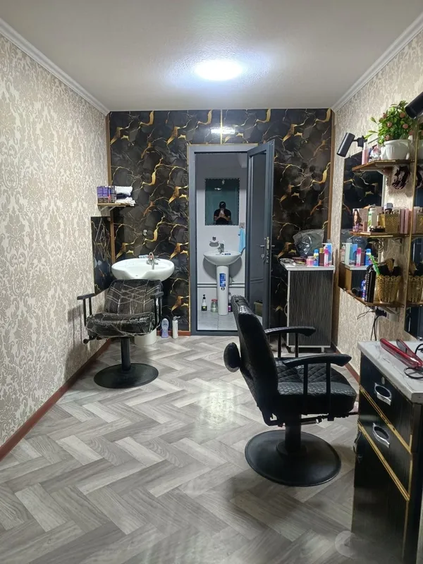 Sotiladi Salon tayyor ijarachisi bilan 6 Sotiladi Salon tayyor ijarachisi bilan 6