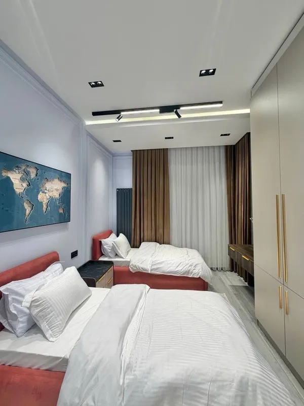 Сдаётся 3ком улШота Руставели Текстильный Мост ЖК Luminar House — фото 1