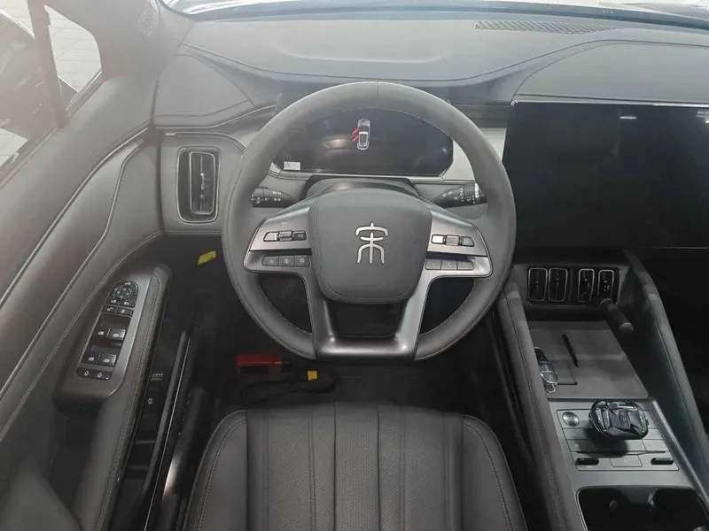 BYD Song L Excellent 4rwd 602 km naqd va nasiya savdo 3