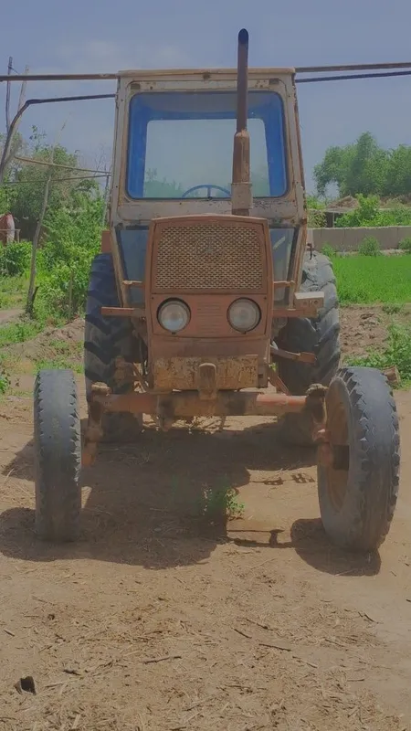 Traktor YuMZ-6 BELORUS sotiladi