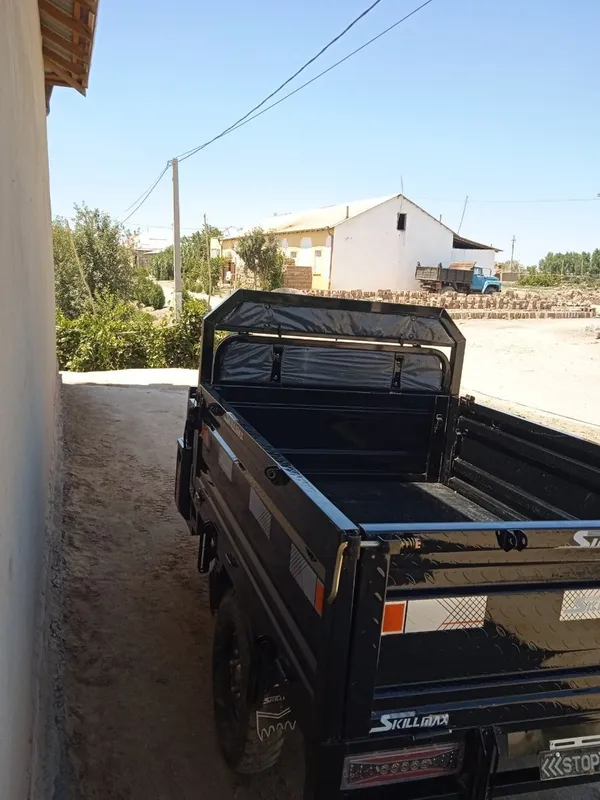 Armada motors . 4 Armada motors . 4