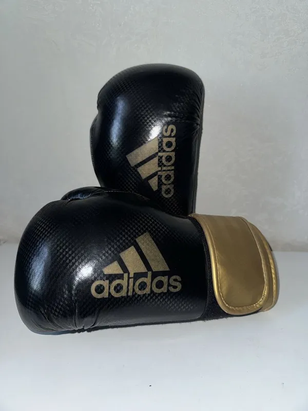 Боксерские перчатки Adidas Hybrid 65 (10 oz) 2