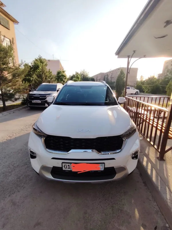 Kia sonet oq rang 8 Kia sonet oq rang 8