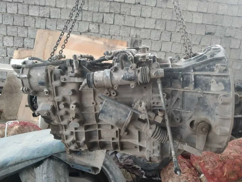 ISUZU EXZ mator, karobka sotiladi tyagachniki 3