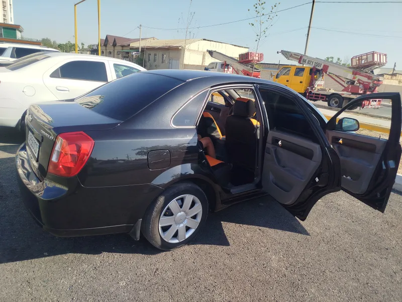 avtomobil jentra2014/2016 82km 4