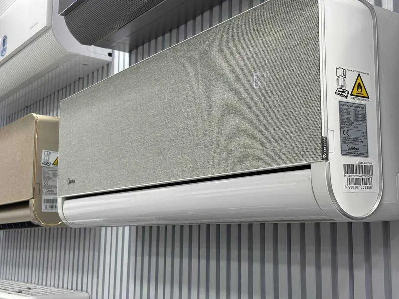 Кондиционер Midea Lotus Silver Inverter мощность 9/12/18