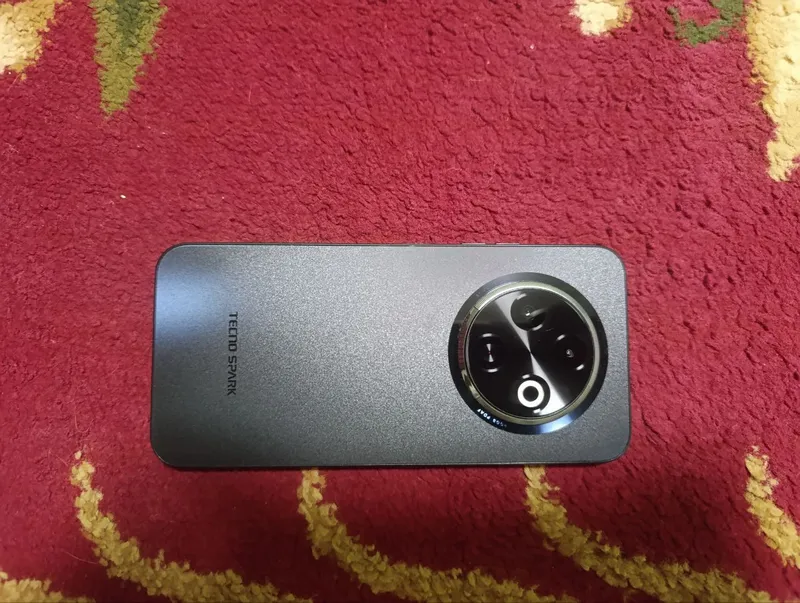 TECNO SPARK 30C 128GB +8 ГБ 3