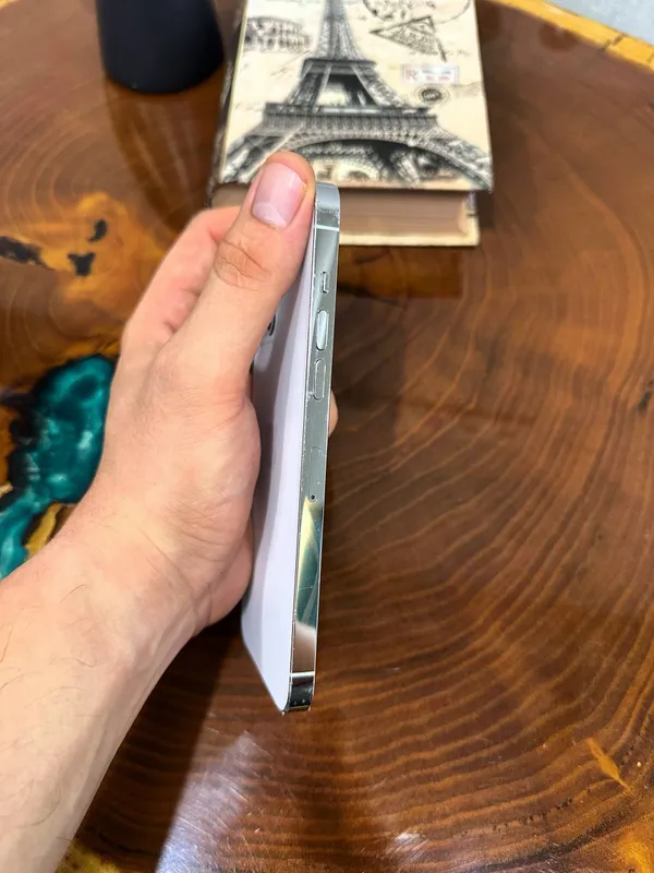 Iphone 14 pro max 4