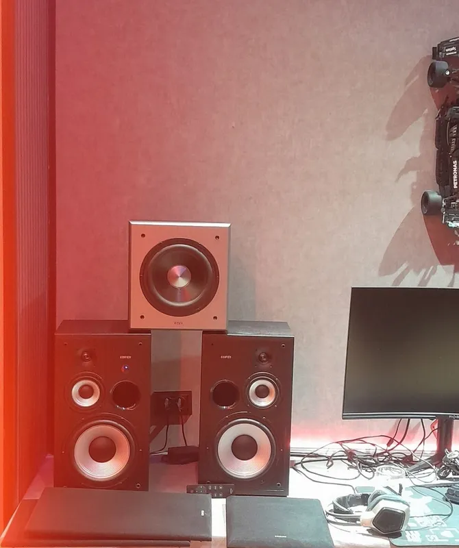 Сабвуфер Edifier T5