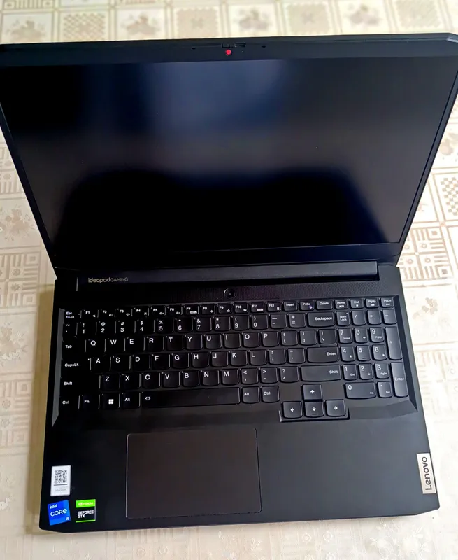 Lenovo Ideapad Gaming 3 8