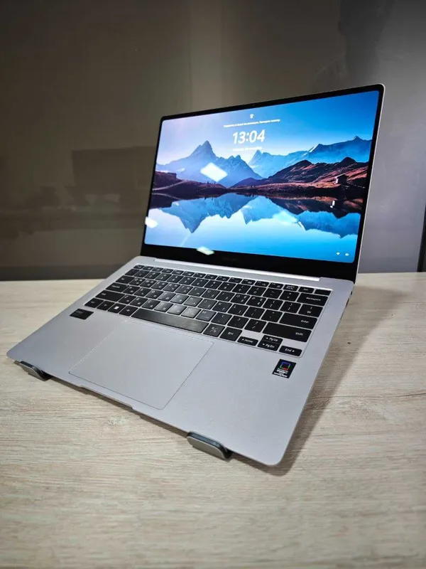 Samsung Galaxy Book 4 — фото 2