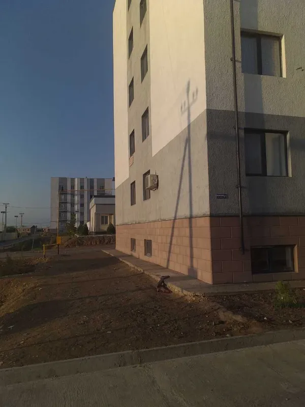 Obod borishda 3 xonalik kvartira sotiladi — фото 1