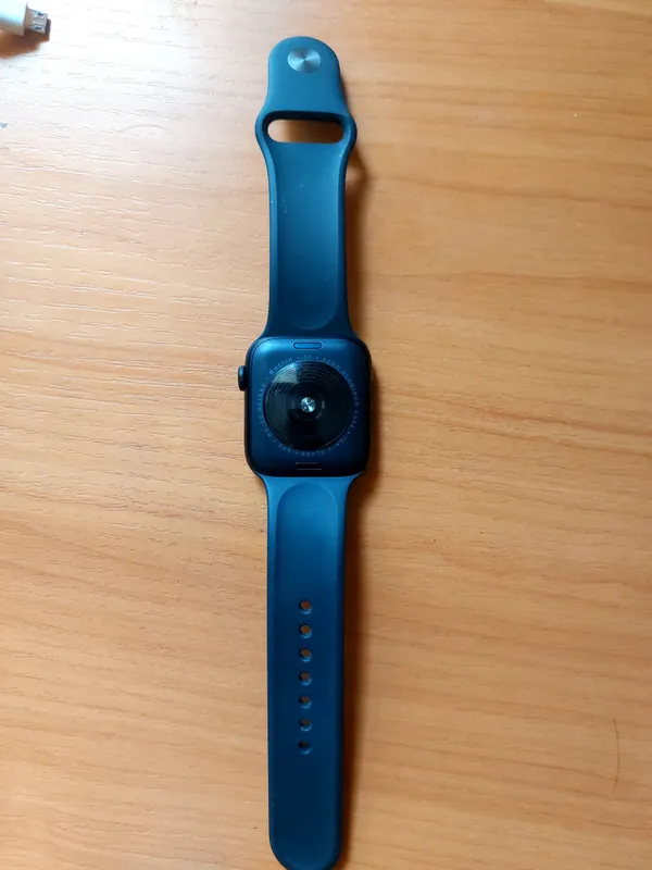 Apple Watch SE 44 мм 2 Apple Watch SE 44 мм 2