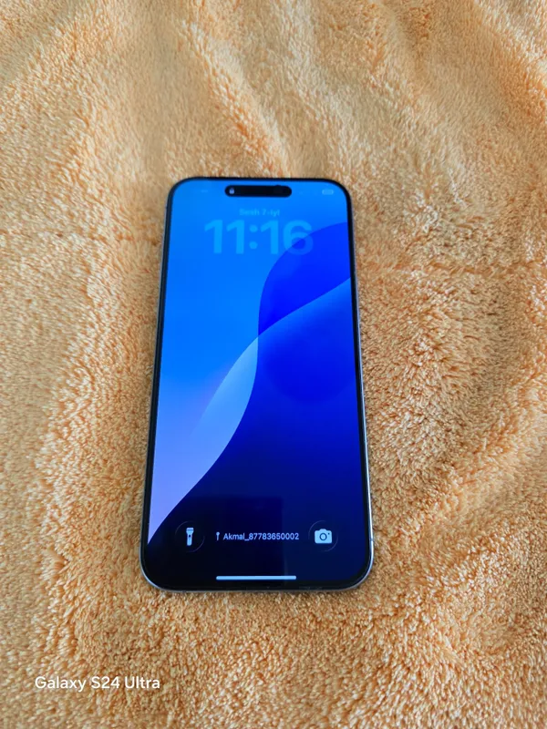 Iphone 15 pro max 3