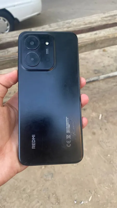 REDMI 15C память 8/256, из дефектов — разбито стекло 1 REDMI 15C память 8/256, из дефектов — разбито стекло 1