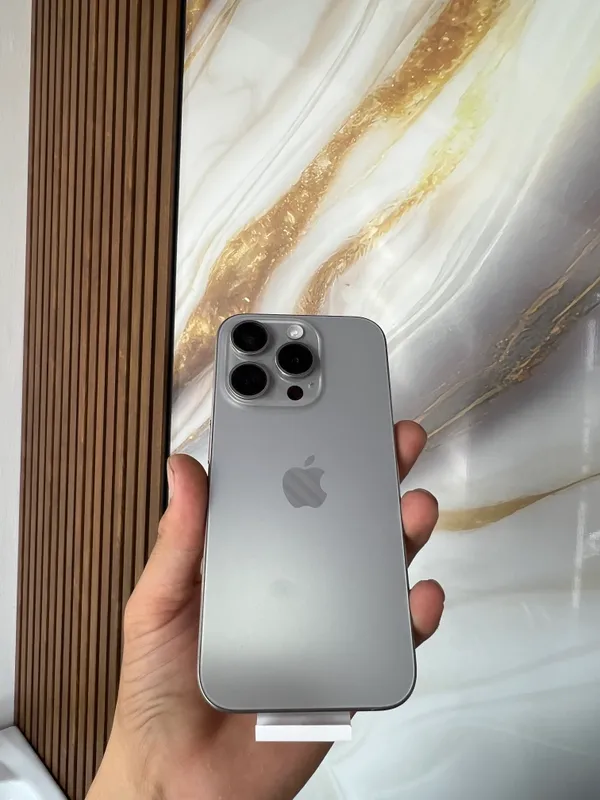 Iphone 15 pro 1