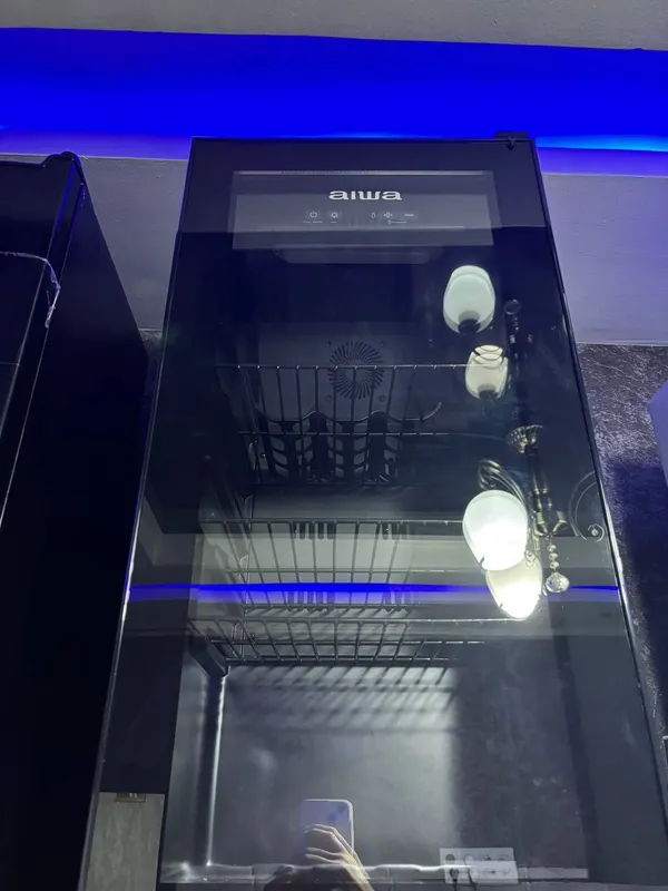 Витринный холодильник AIWA LC-98 Цвет оранжевый / чёрный Температур 2