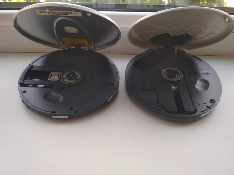CD MP3 player sony 4 CD MP3 player sony 4