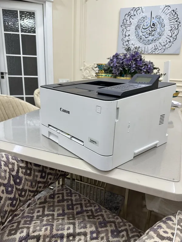 Принтор цветной Canon LBP631Cw — фото 1
