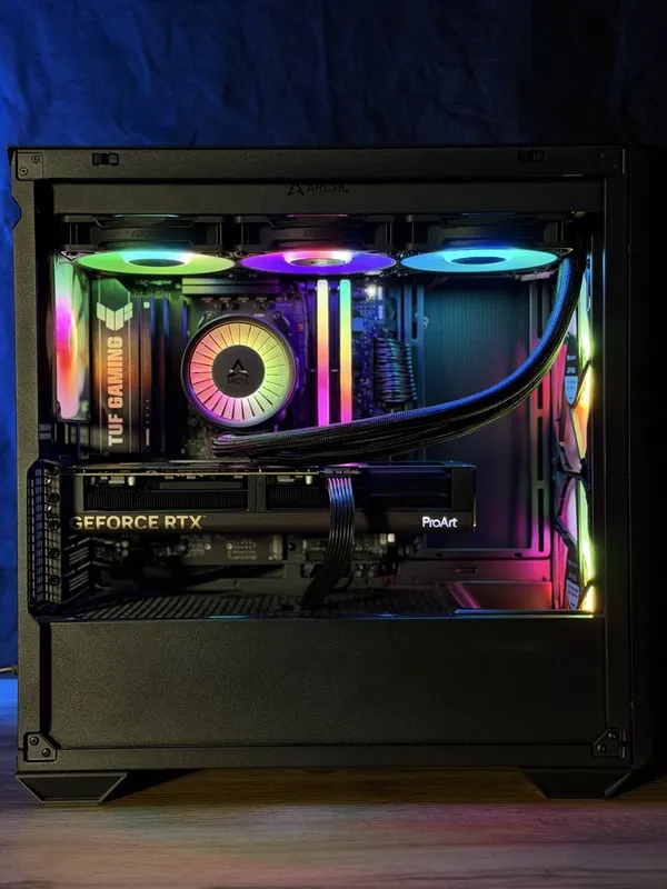 Dizayn va montaj uchun moshniy kompyuter amd 9800x3d/ RTX 5080