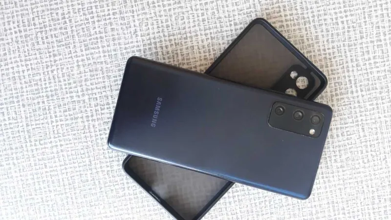 Продам Samsung S20 FE 5g — фото 1 Продам Samsung S20 FE 5g — фото 1