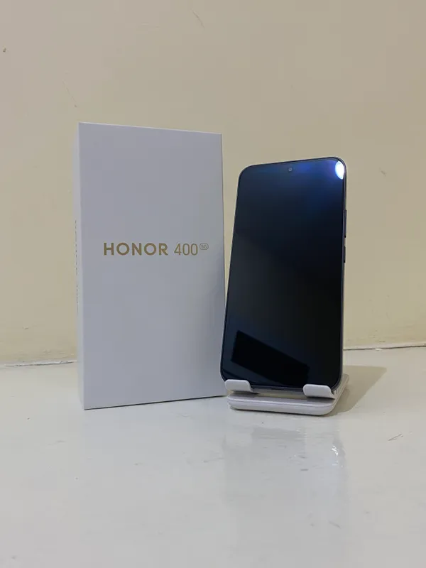 Honor 400 5G (8/256) ideal 1 oylik telfon srochna — фото 1