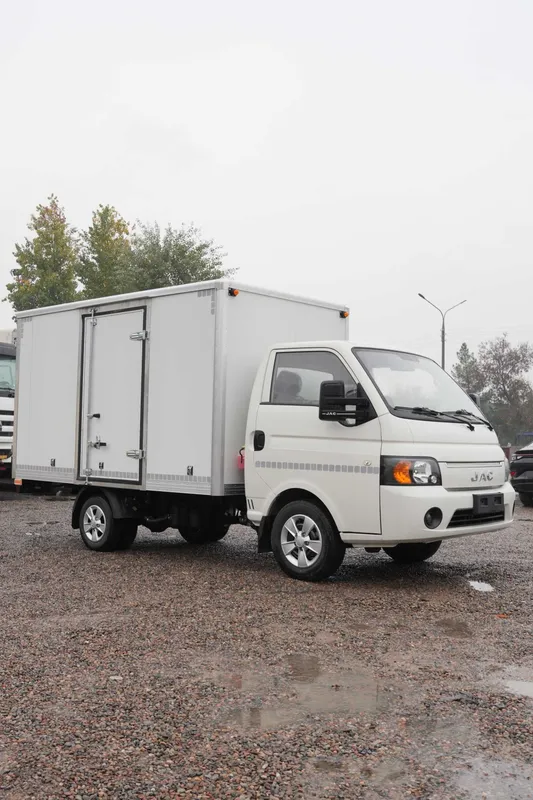 JAC X200 mini furgon sotuvda tayyor 2