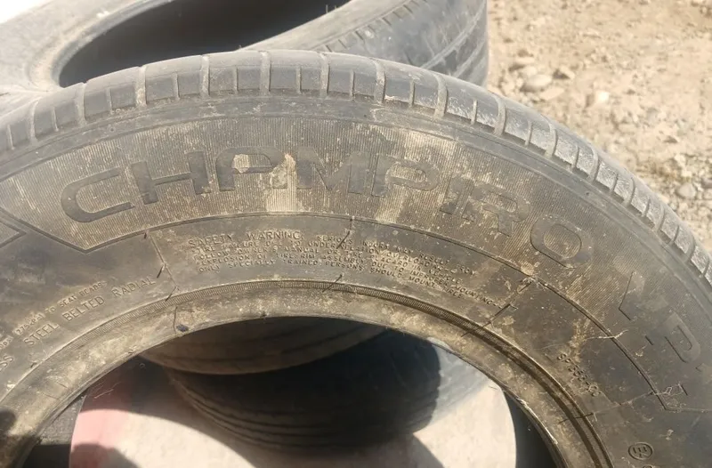 Шина R14 185/75 3 Шина R14 185/75 3