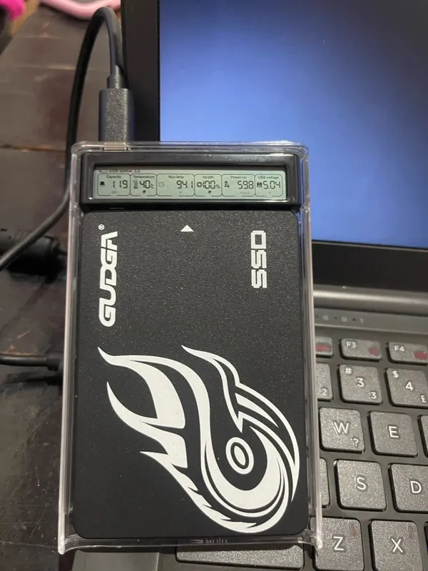 Корпус USB 3.0 для HDD и SSD с цифровым дисплеем 2 Корпус USB 3.0 для HDD и SSD с цифровым дисплеем 2