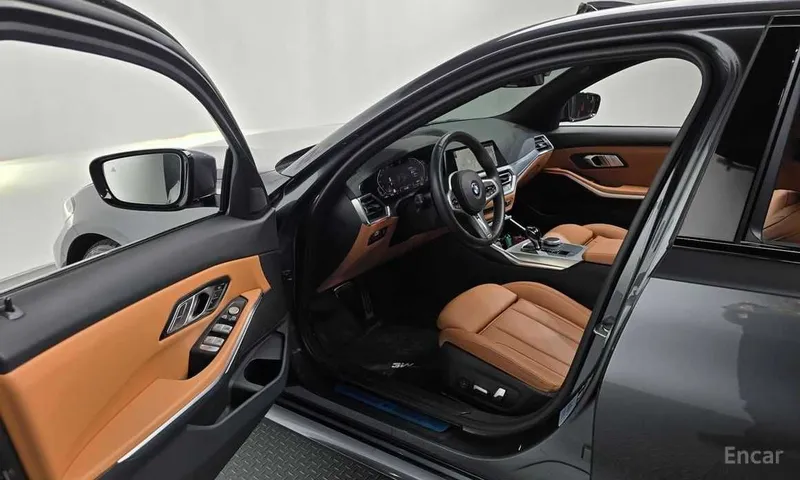 BMW 320i M sport по цене Chevrolet Malibu 2 3 BMW 320i M sport по цене Chevrolet Malibu 2 3