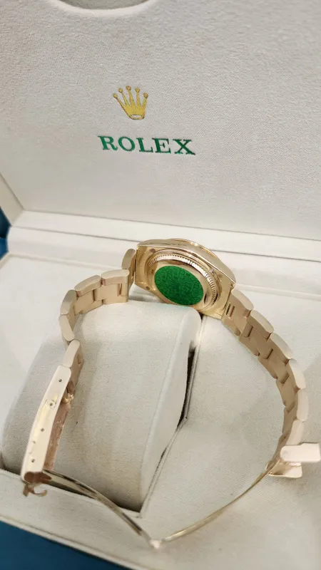 Золотые часы Rolex — фото 3