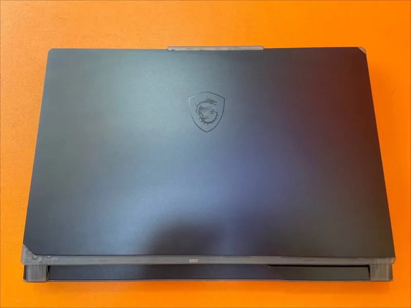 MSI Cyborg 15 A13V 3