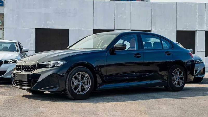 BMW I3 35L naqd va xalol nasiyaga