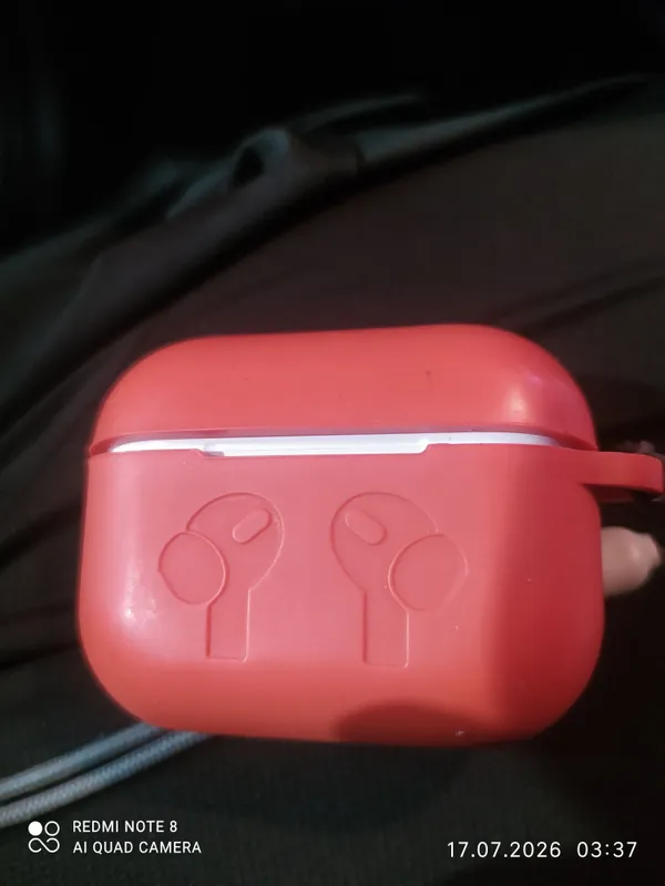 Airpods sotiladi arzonga 2