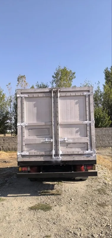 Isuzu nqr 71 sotiladi 4