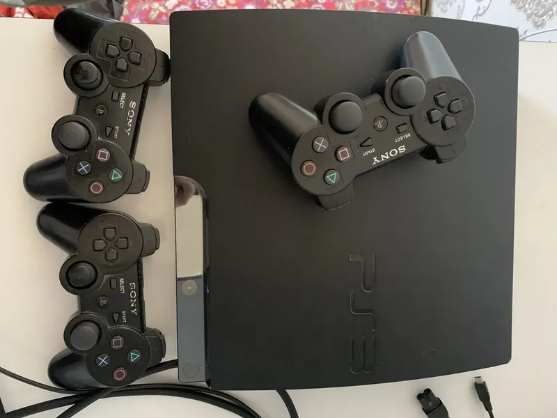 Playstation 3/250gb/ 3 ta pult. — фото 1