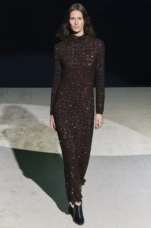 ДЛИННОЕ ПЛАТЬЕ С ПАЙЕТКАМИ — ZW COLLECTION