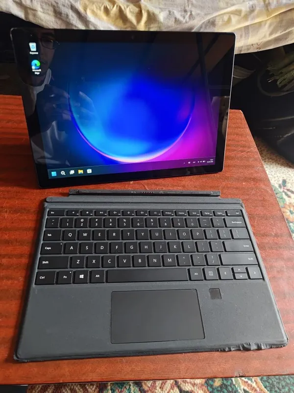 Surface pro 7 16/512 с клавиатурой