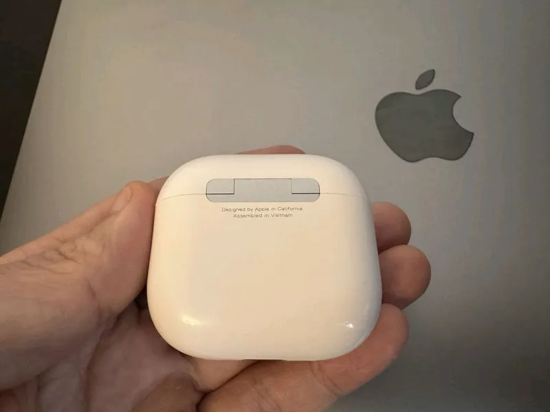AirPods 4 ANC оригинал 100% в отличном состоянии. 3 AirPods 4 ANC оригинал 100% в отличном состоянии. 3