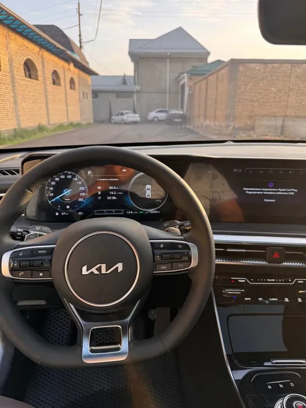 Kia K5 2025 Premium 2.0 Turbo 5