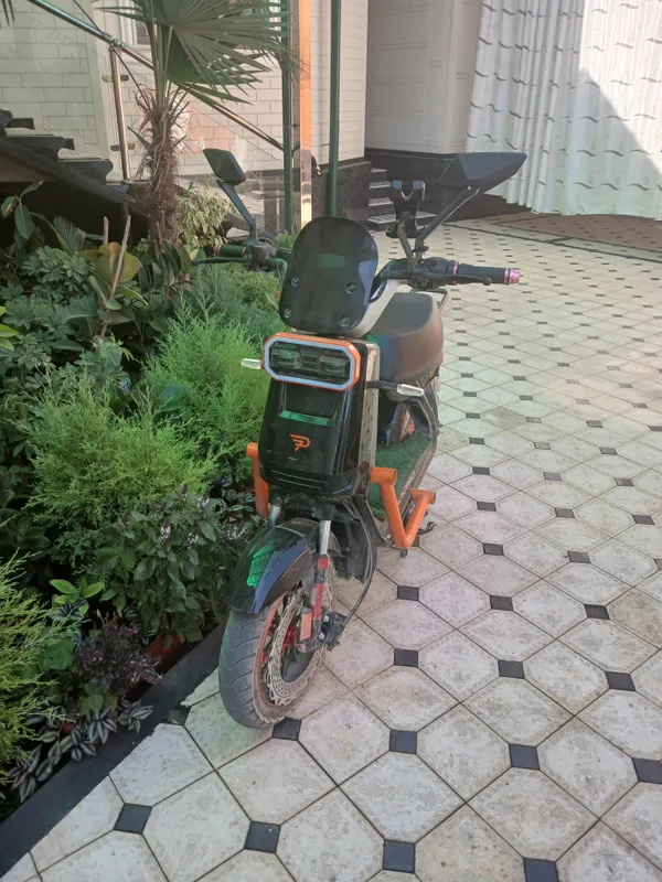 Срочно продаётся скутер 1 Срочно продаётся скутер 1