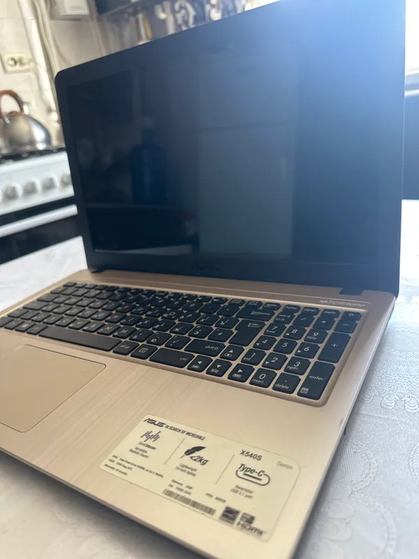 Noutbuk asus — фото 2