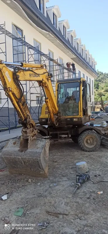 Ekskavator Hyundai 2 Ekskavator Hyundai 2