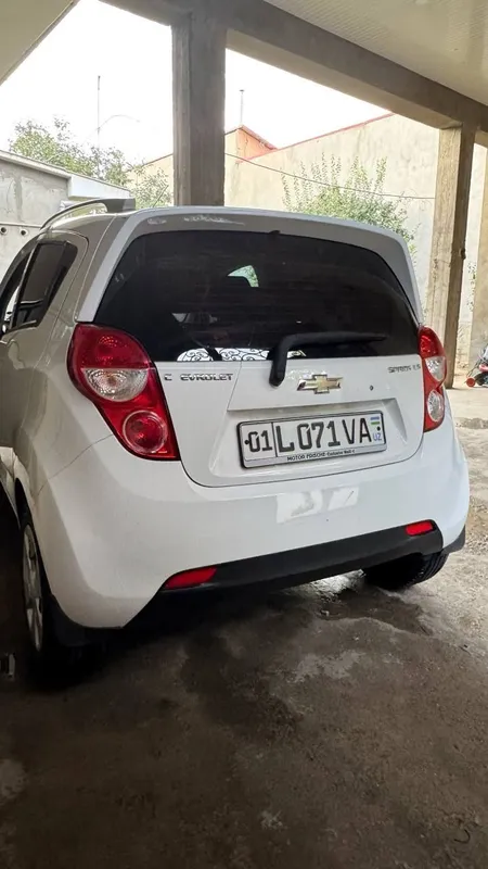 Chevrolet Spark 2015 avtomat 1
