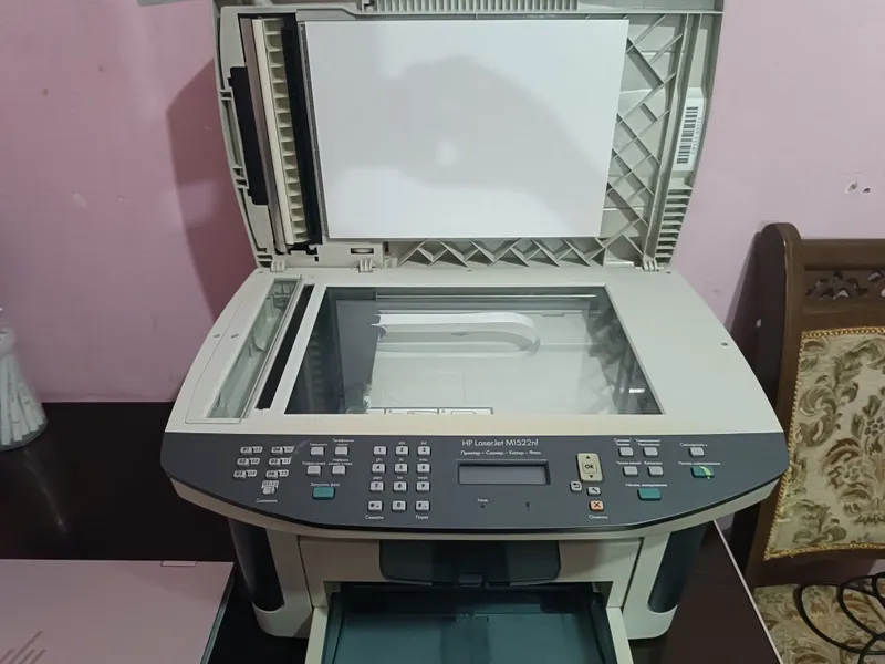 HP LaserJet M1522nf — Printer, skaner, kopir, faks — фото 3