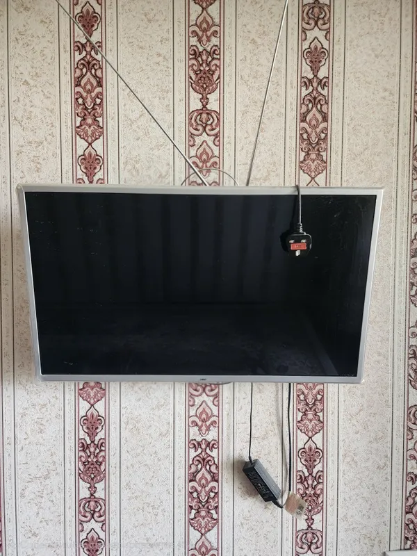 Телевизор LG 80cm/32